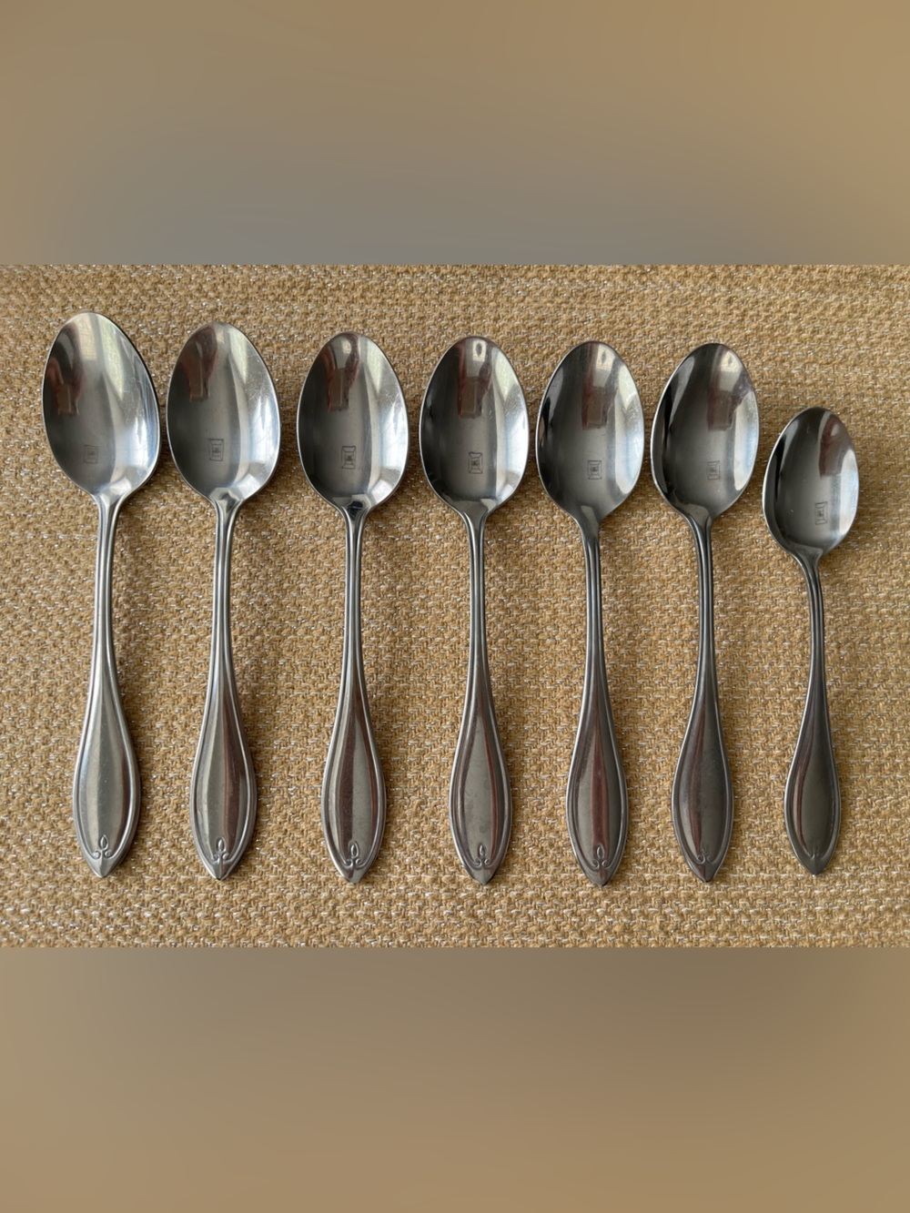 Temple (Stainless) by ONEIDA Soup Spoons*